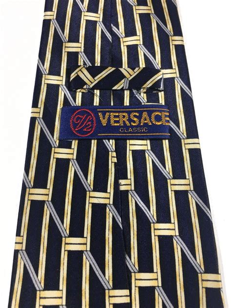 versace classic v2 anzug|versace classic v2 tie.